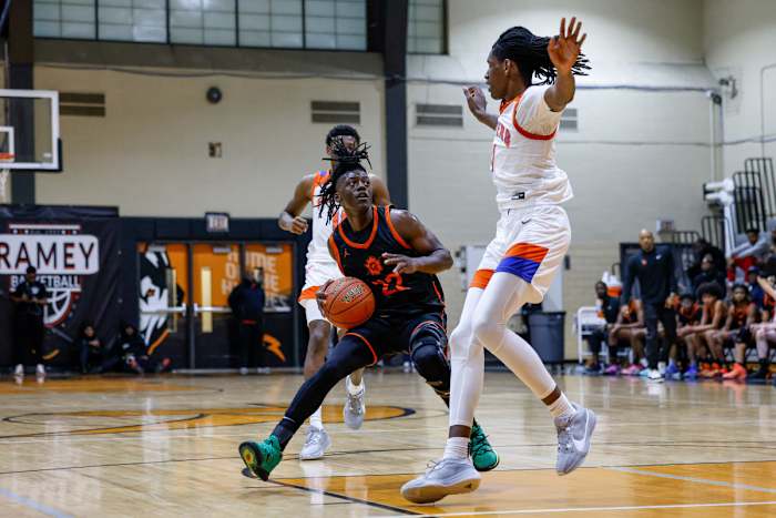 Douglass Oklahoma East St. Louis Illinois boys basketball December 16 2023 Nate Latsch 24968